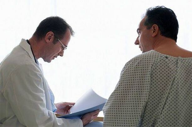 The doctor prescribes prostatitis medications to the patient.
